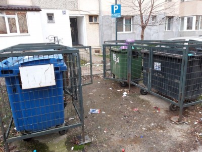 photo_2020-01-10_11-21-49.jpg (220.74 KiB) 11743 mal betrachtet Alte Sammelstelle (eher sauber)