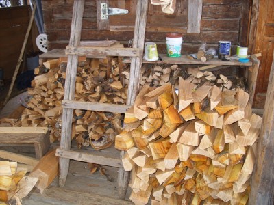 SS854094.JPG (380.13 KiB) 9756 mal betrachtet auf der Terasse vorübergehender Lagerplatz